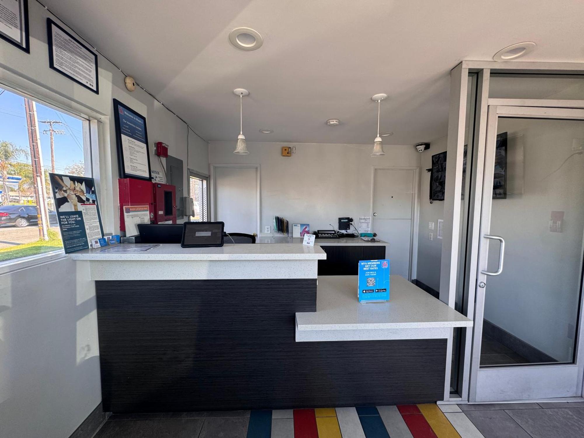 Motel 6 Ontario Airport Kültér fotó