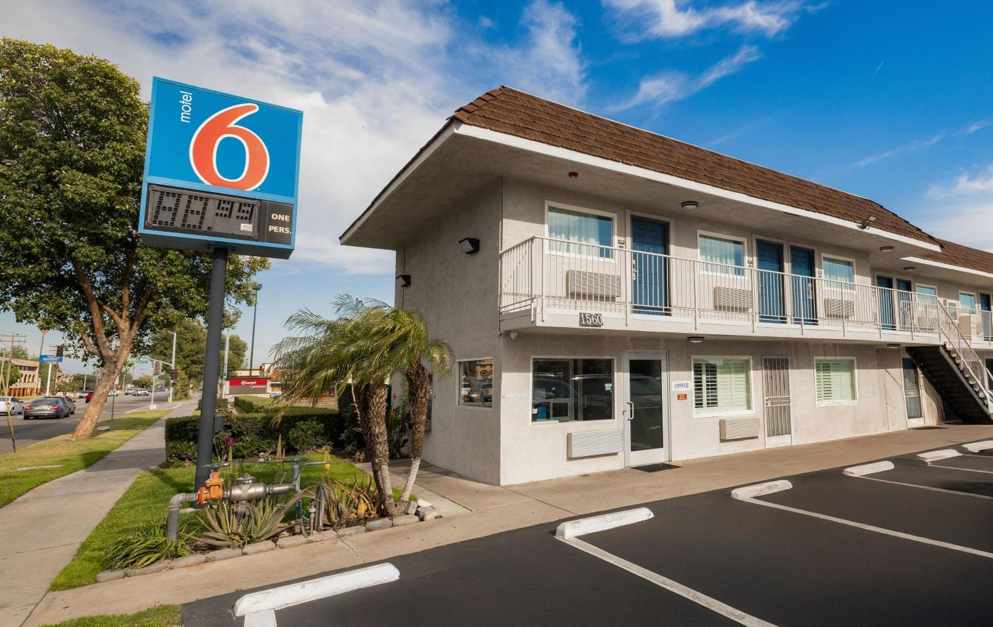 Motel 6 Ontario Airport Kültér fotó