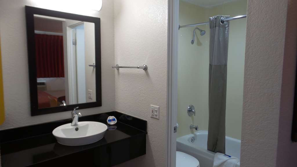 Motel 6 Ontario Airport Szoba fotó