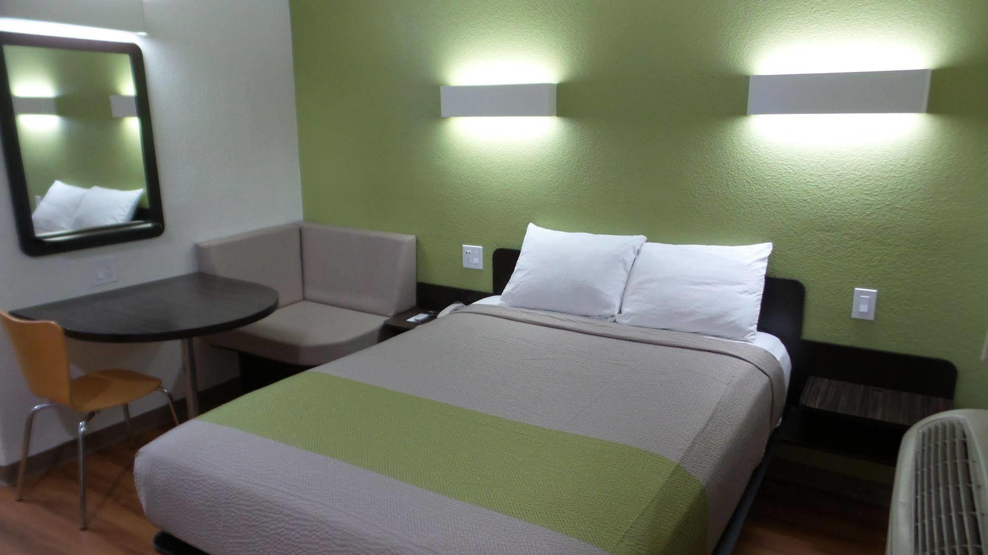 Motel 6 Ontario Airport Kültér fotó