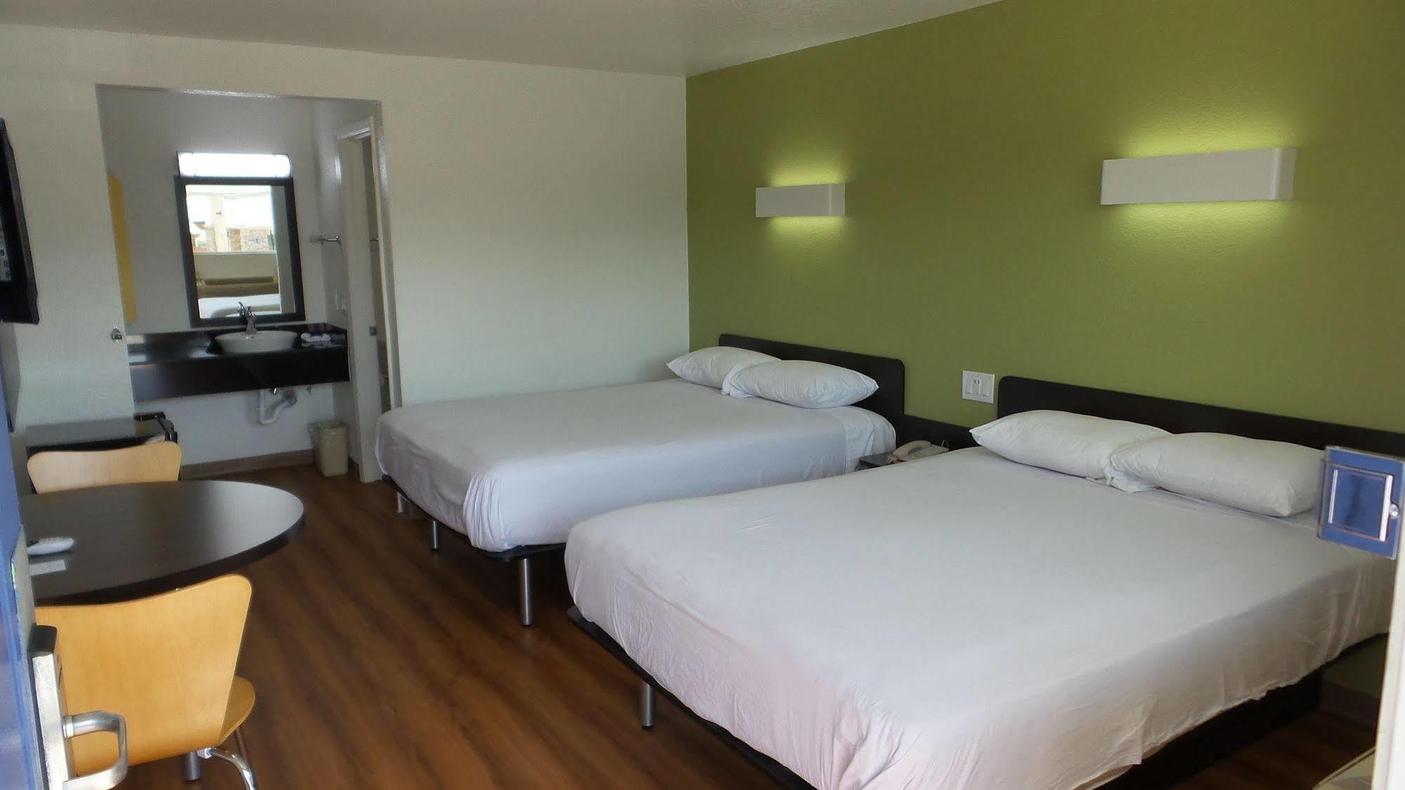 Motel 6 Ontario Airport Kültér fotó
